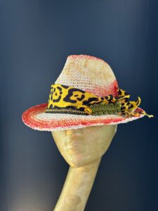 Cappello yellow spotted (2)